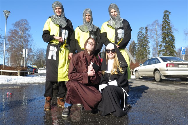 Laget Filicia r.f. Från vänster: Eddie Westerlund, Robin Kanckos, Johan Ekman. I främre raden: Jesper Jansson och Amanda Lindholm.