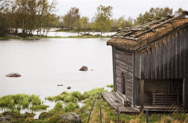 Traditionella sjöbodar finns det gott om i Svedjehamn på Björkö.
